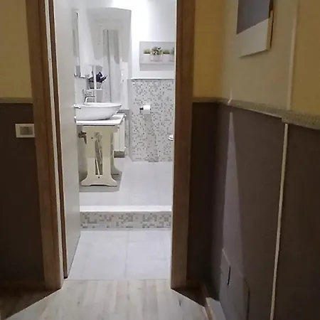 公寓 Controvento Near Train Station 斯培西亚